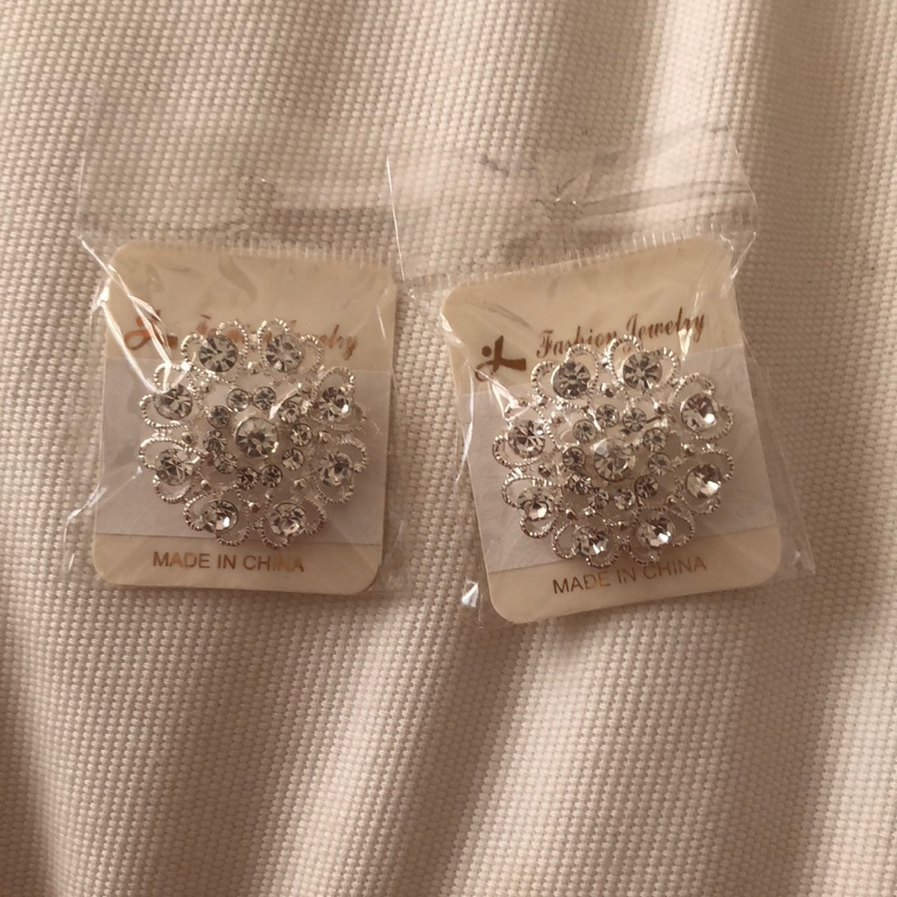 Rhinestone pins